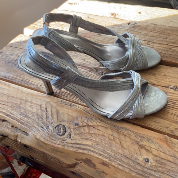 Sliver sandals - Picture 2 of 4